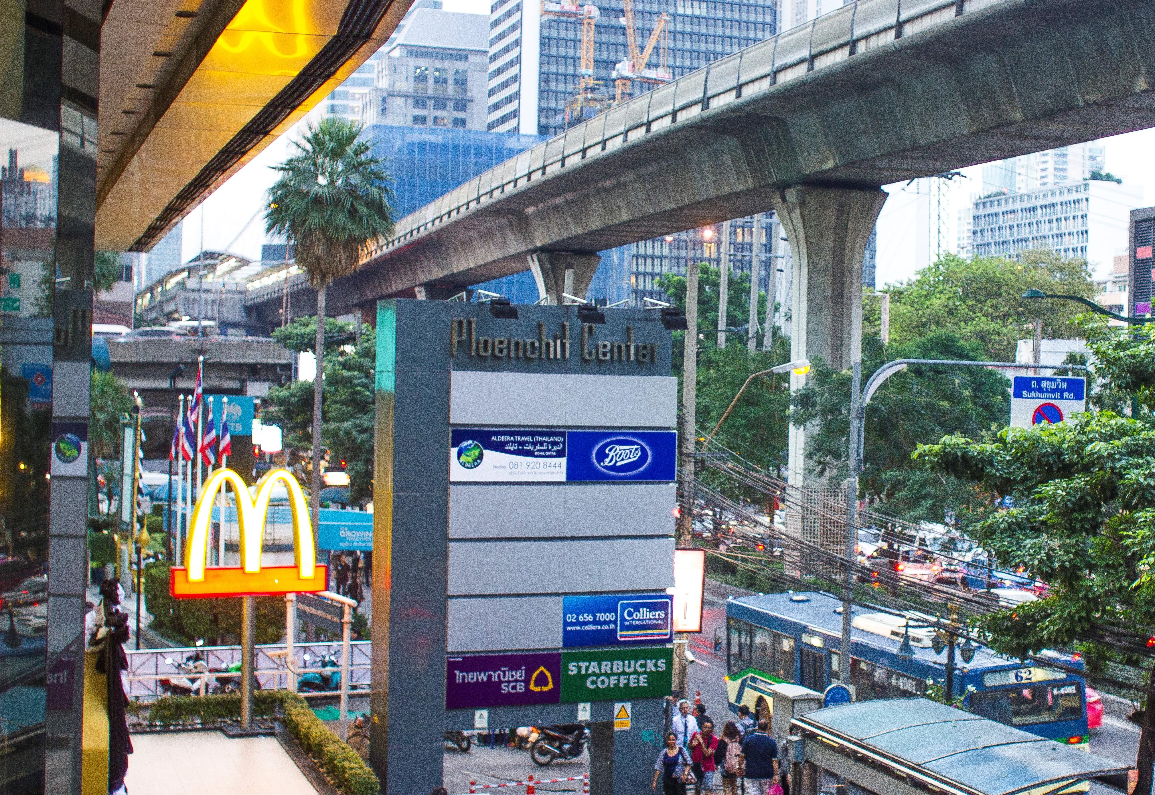 Aspen Suites Hotel Sukhumvit 2 Bangkok Exterior photo